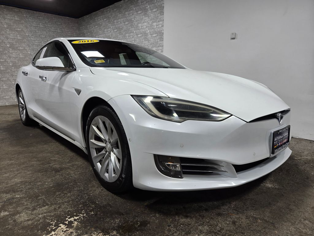 2016 Tesla Model S 75 Image 3 of 61