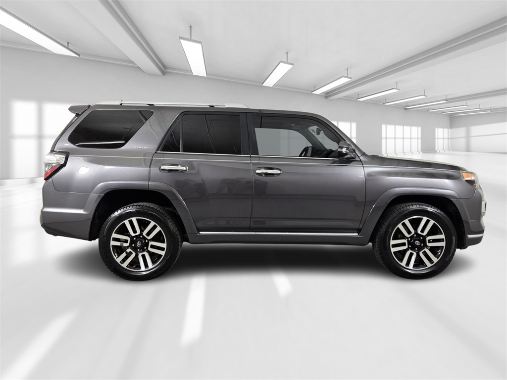 Vehicle image 3 of 30