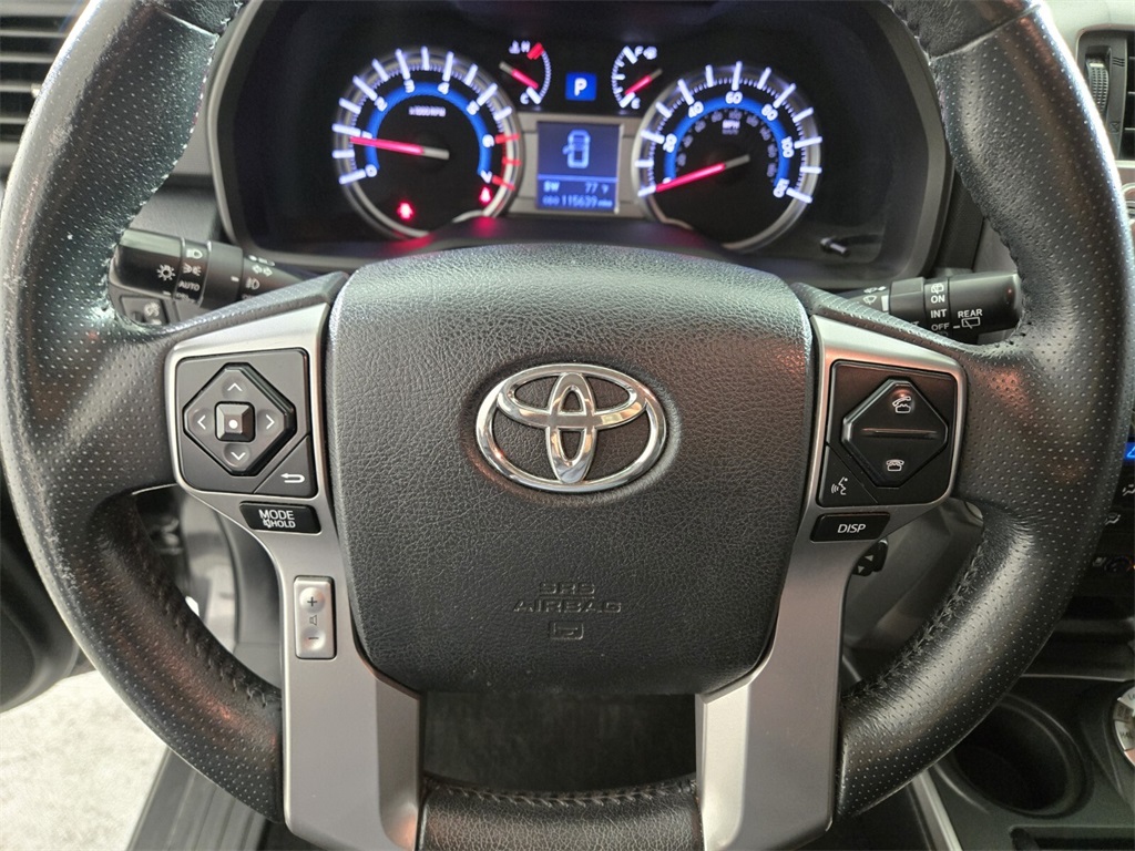 Vehicle image 24 of 30