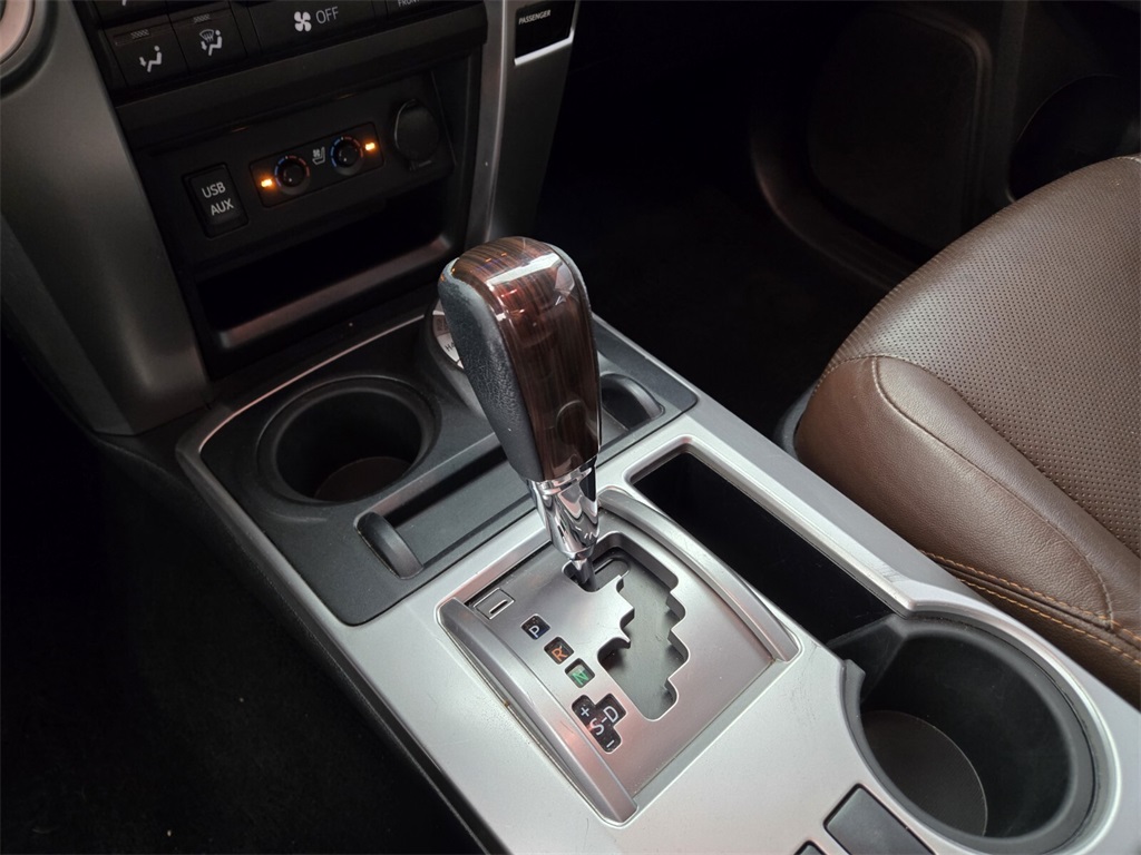 Vehicle image 29 of 30