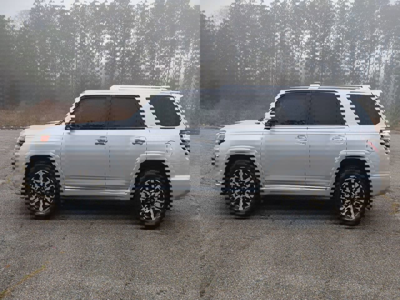 Vehicle image 7 of 29