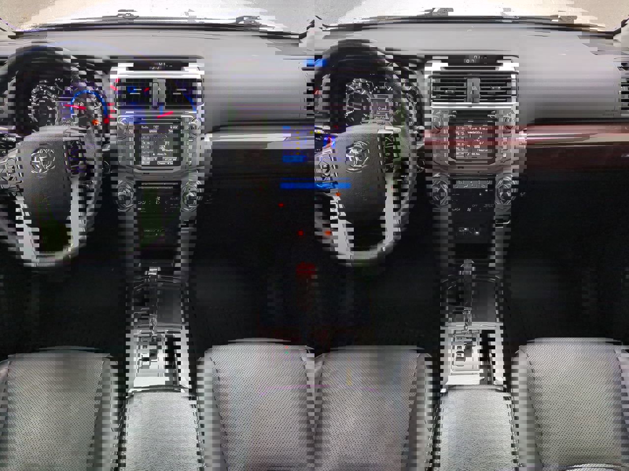 Vehicle image 15 of 29