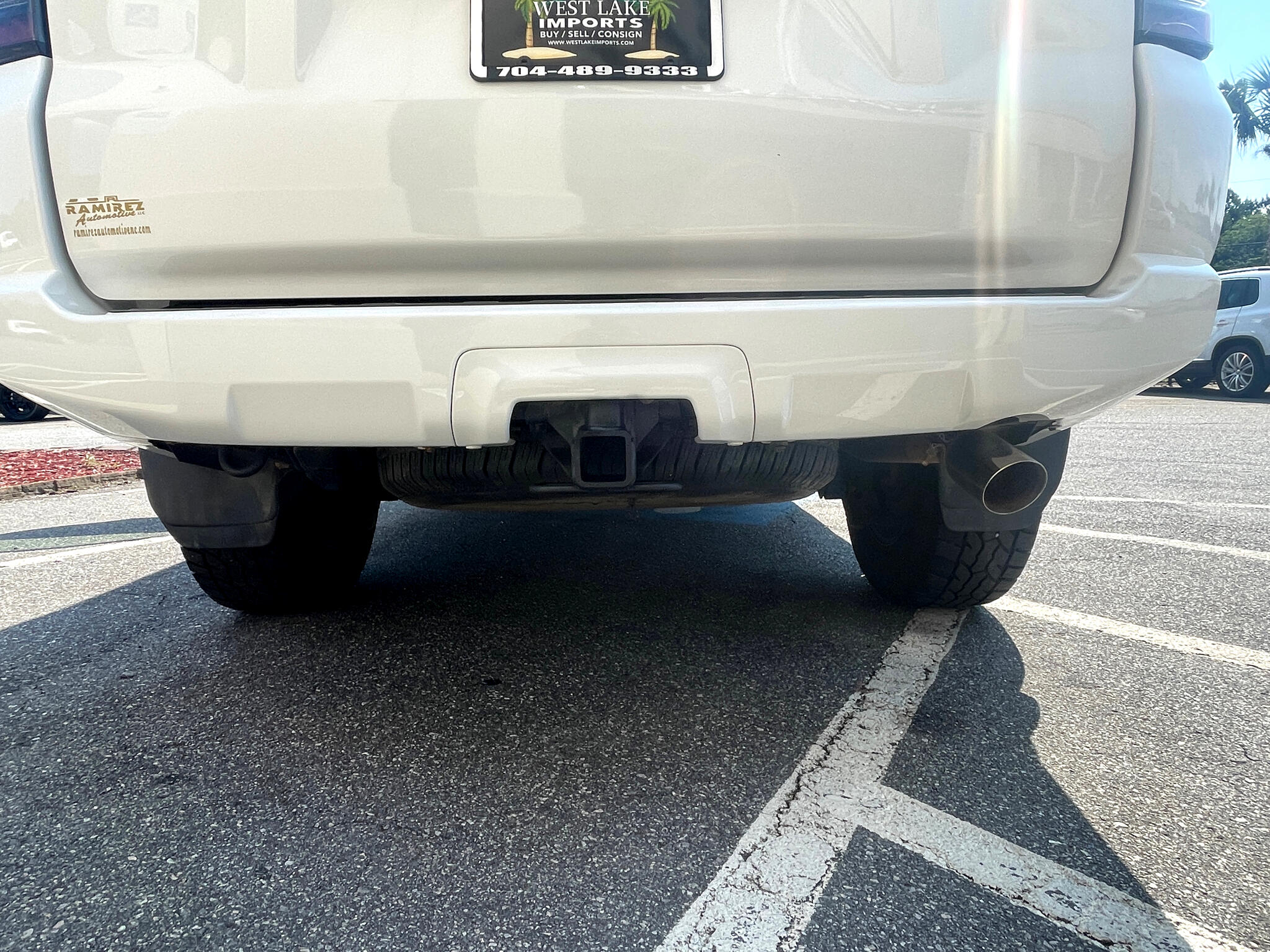 Vehicle image 51 of 53
