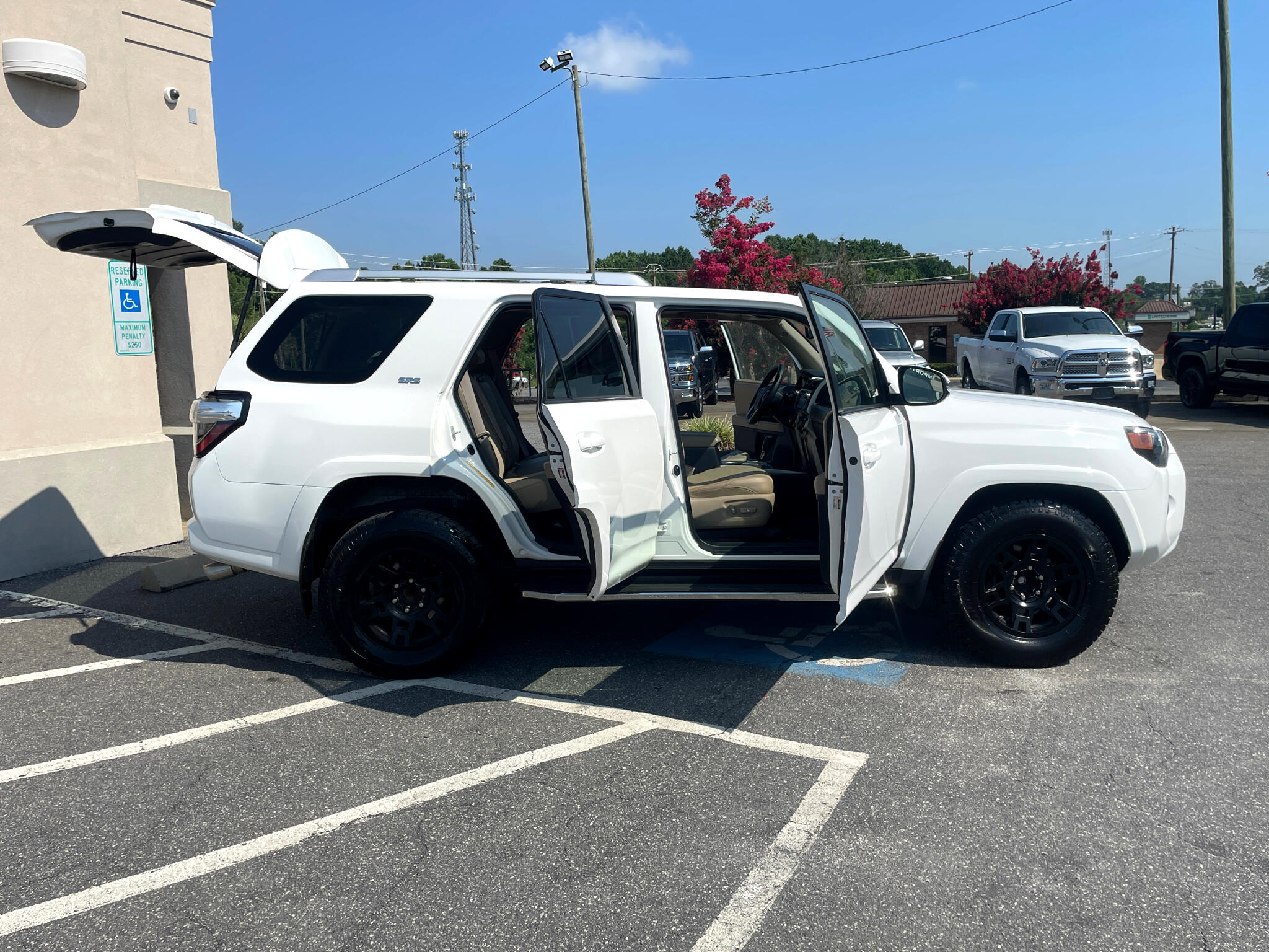 Vehicle image 5 of 53