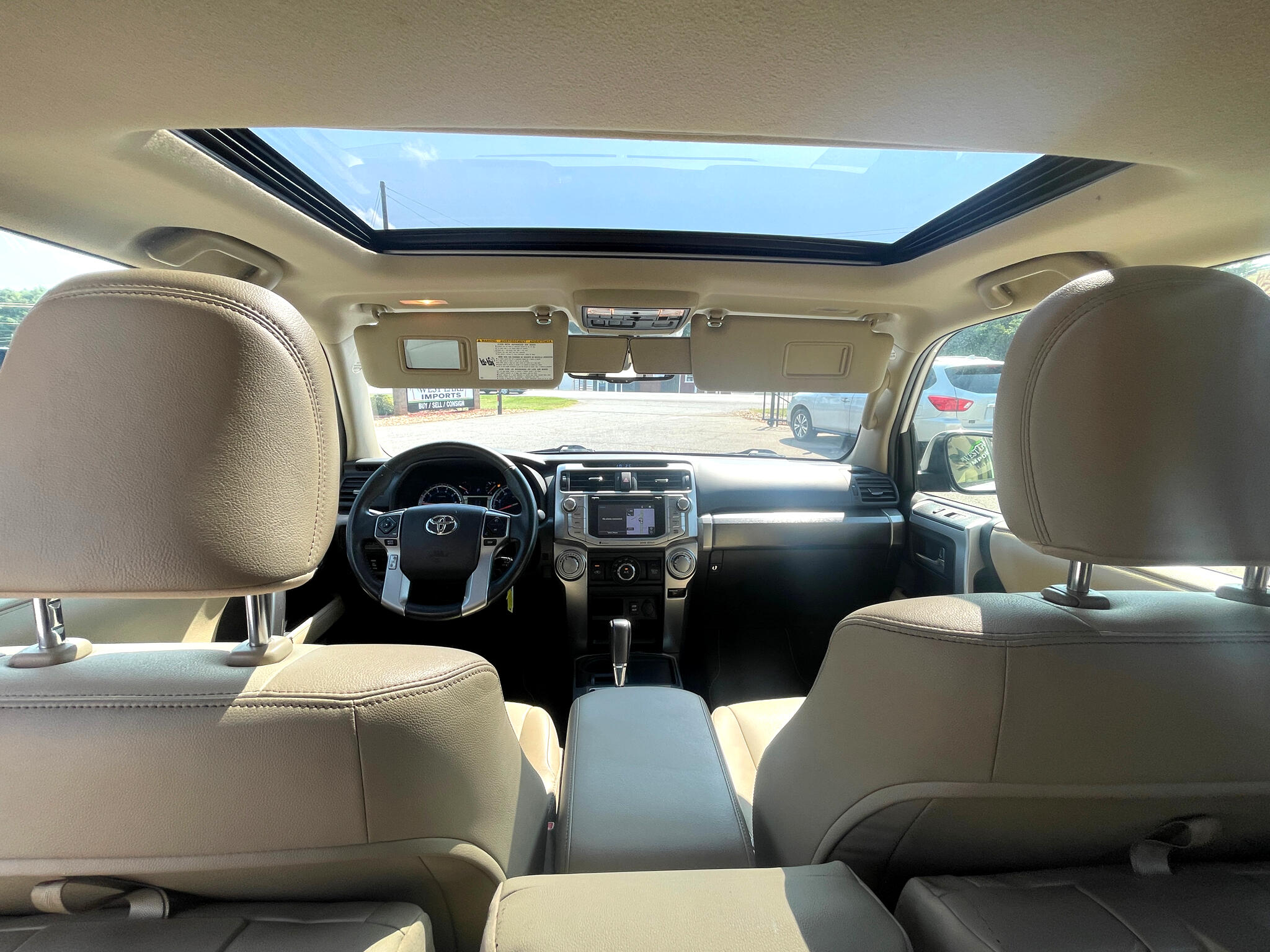 Vehicle image 29 of 53