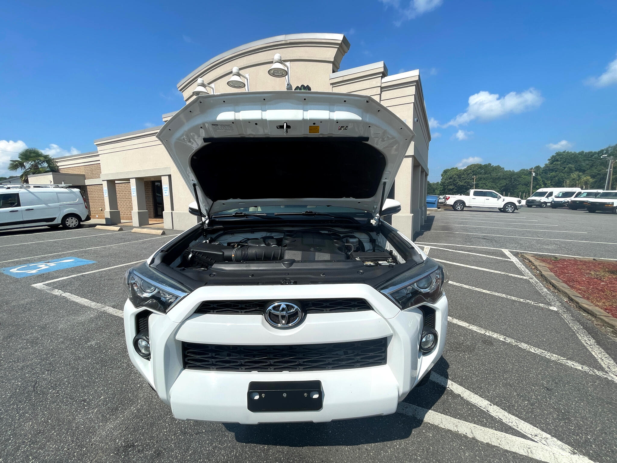 Vehicle image 46 of 53