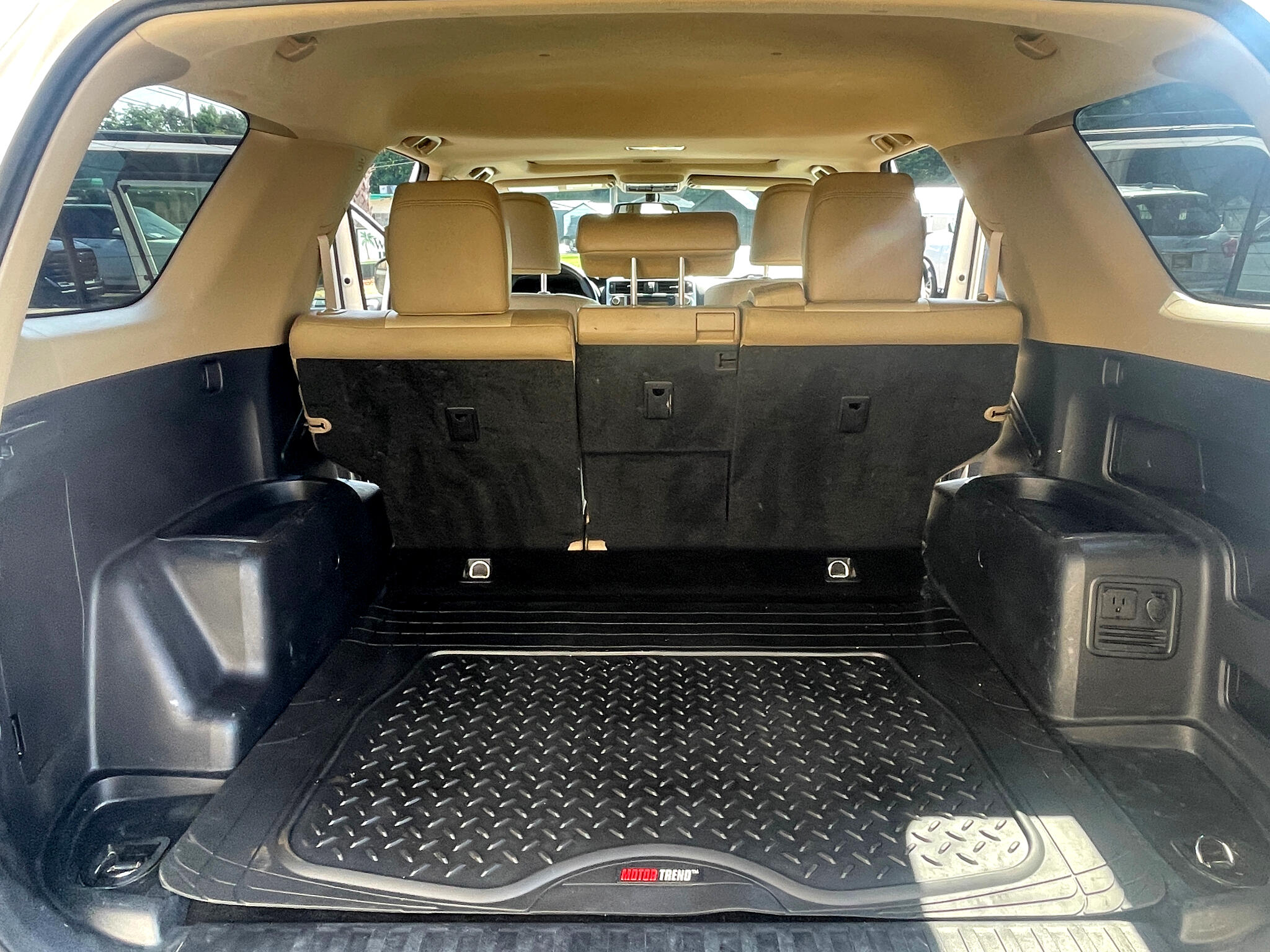 Vehicle image 19 of 53