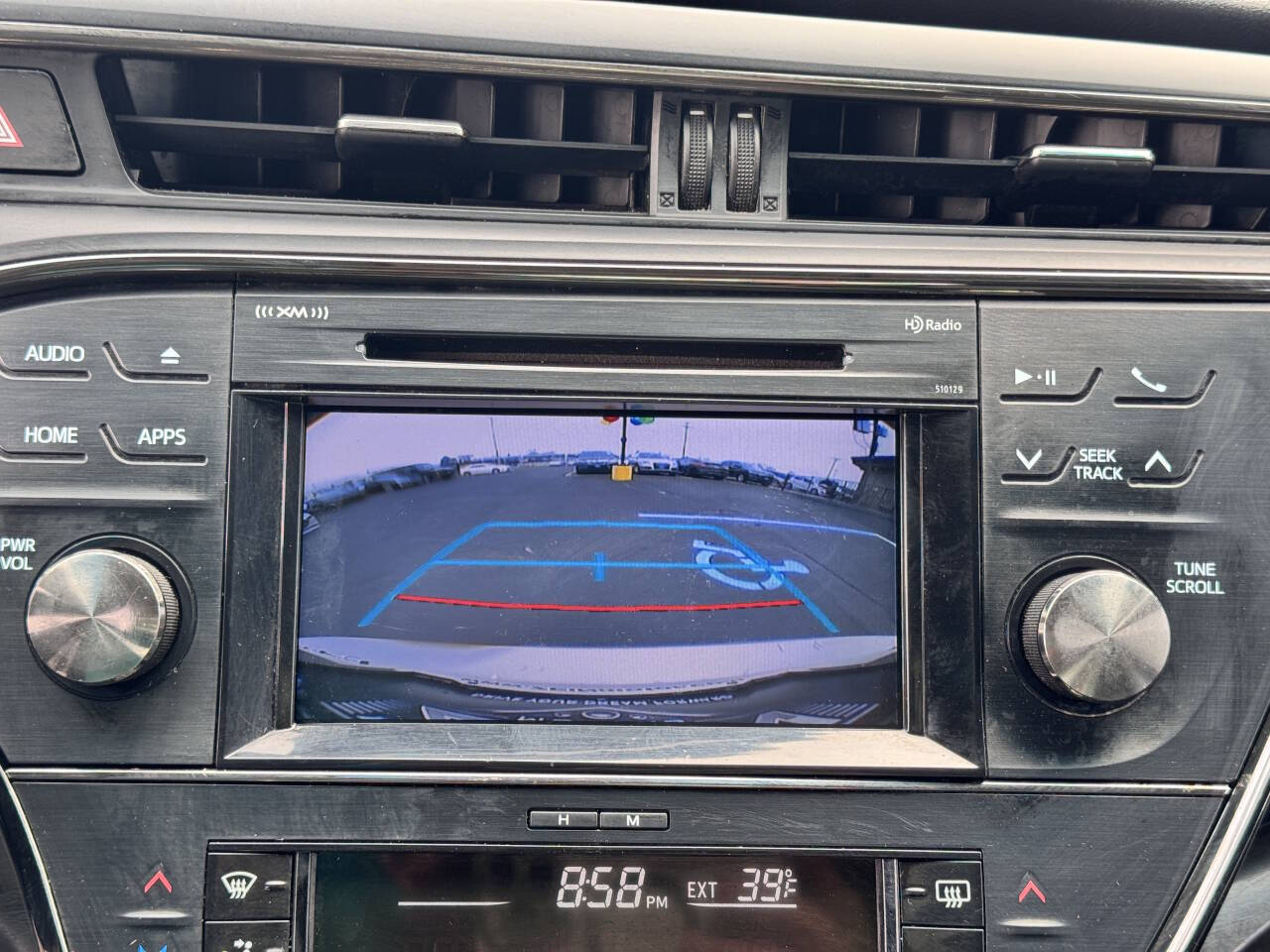 Vehicle image 11 of 32