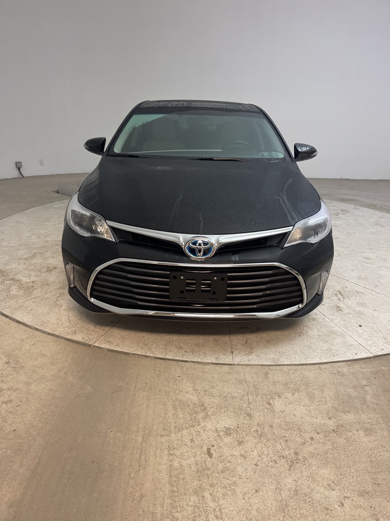 Vehicle image 2 of 59