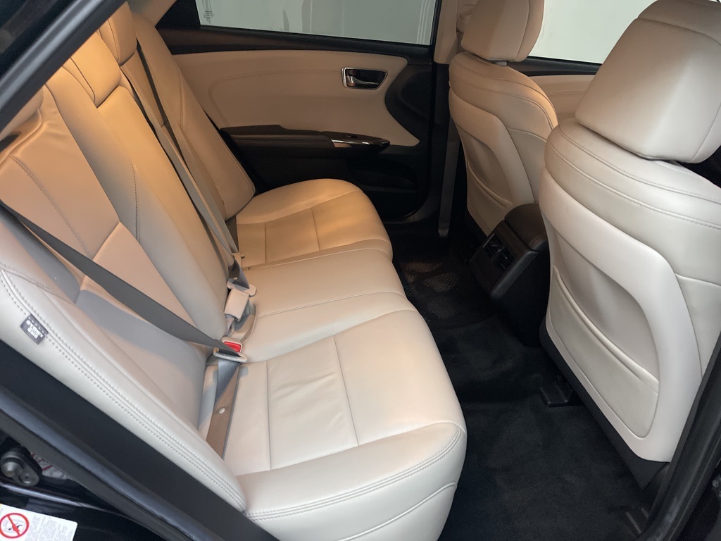 Vehicle image 31 of 59