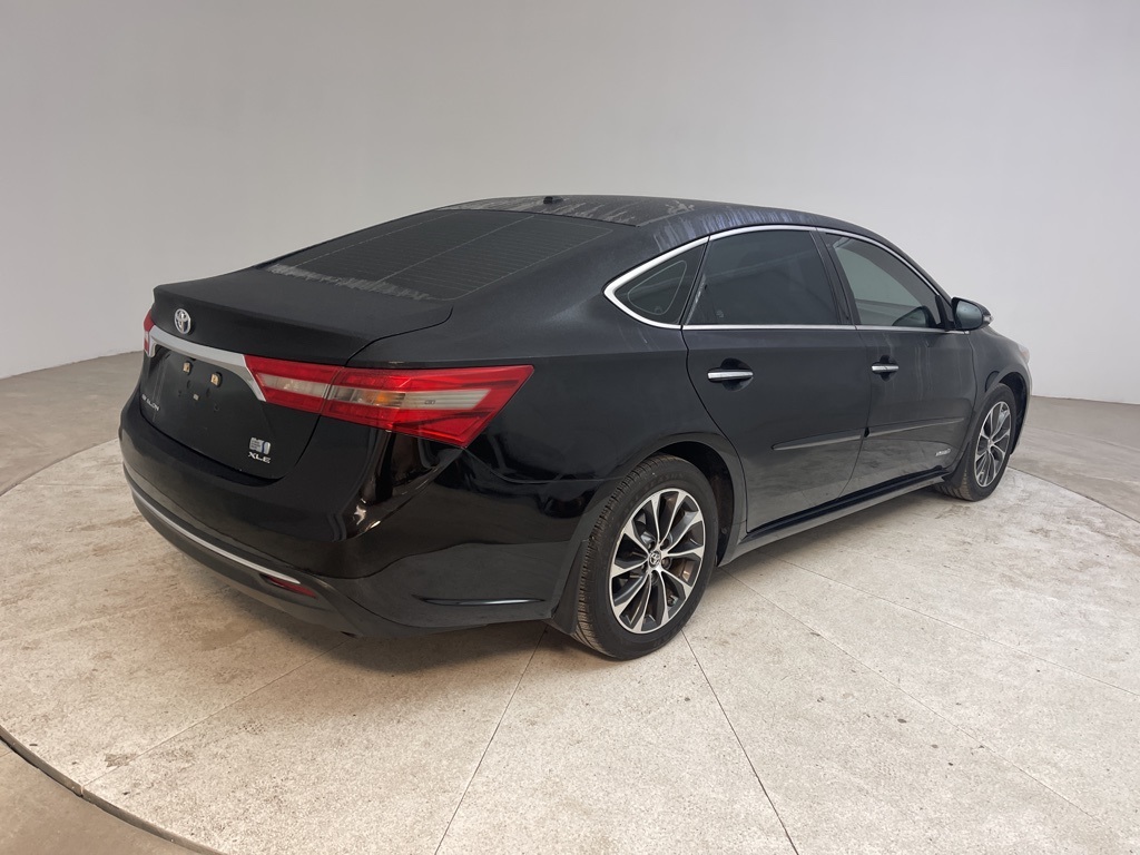 Vehicle image 6 of 59
