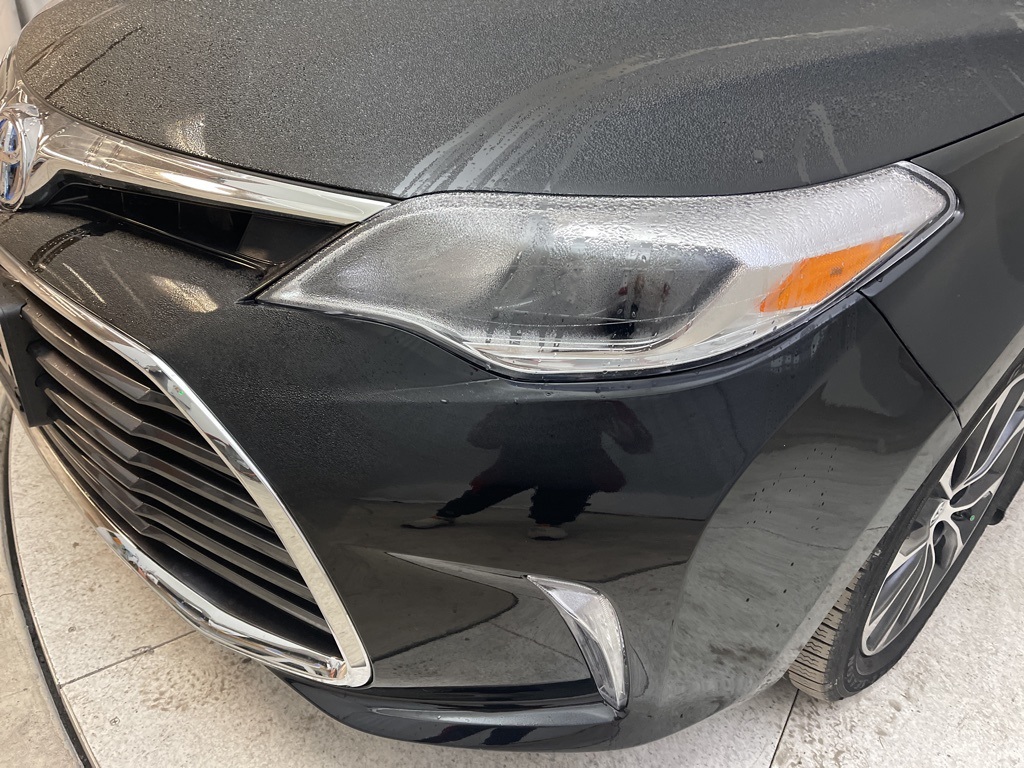 Vehicle image 12 of 59