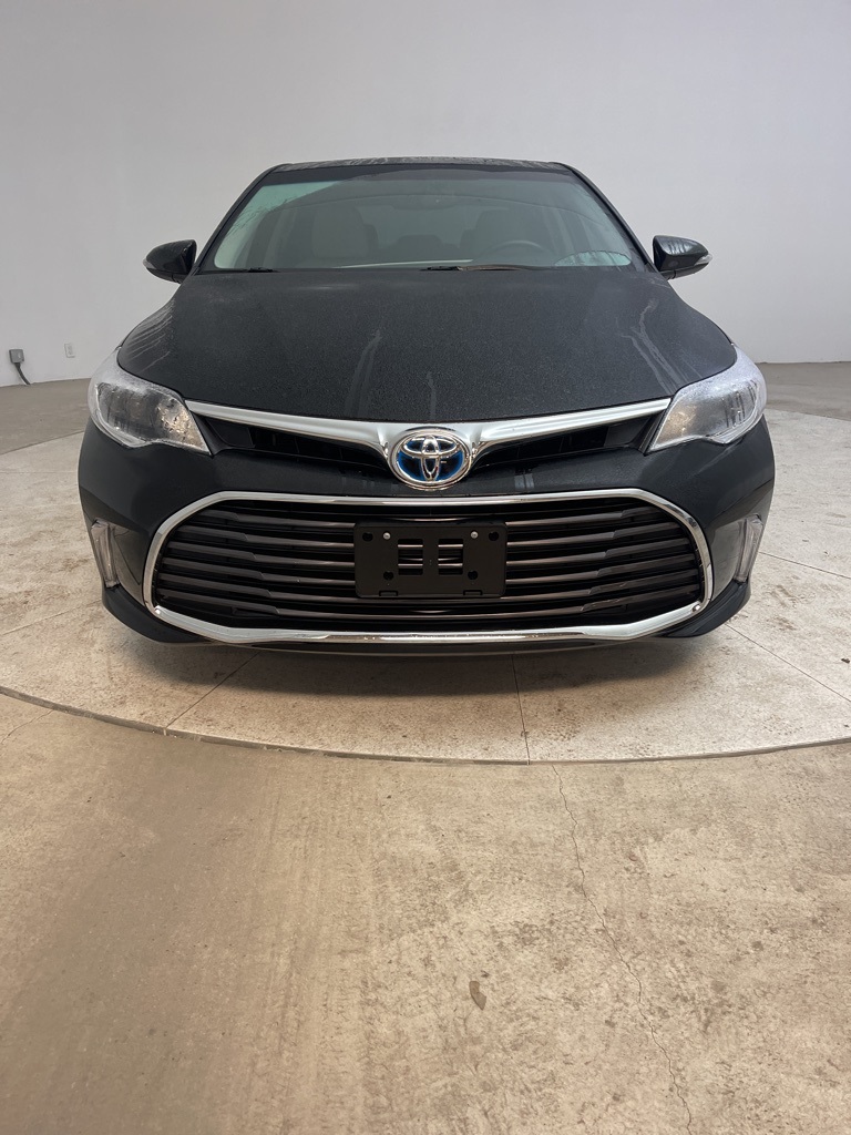 Vehicle image 3 of 59