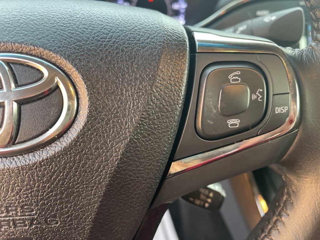 Vehicle image 40 of 59