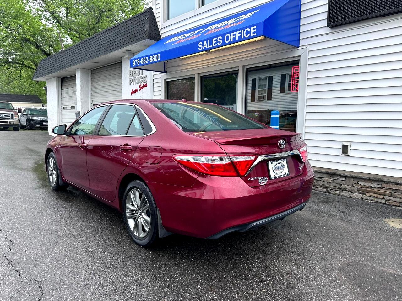 Vehicle image 7 of 16