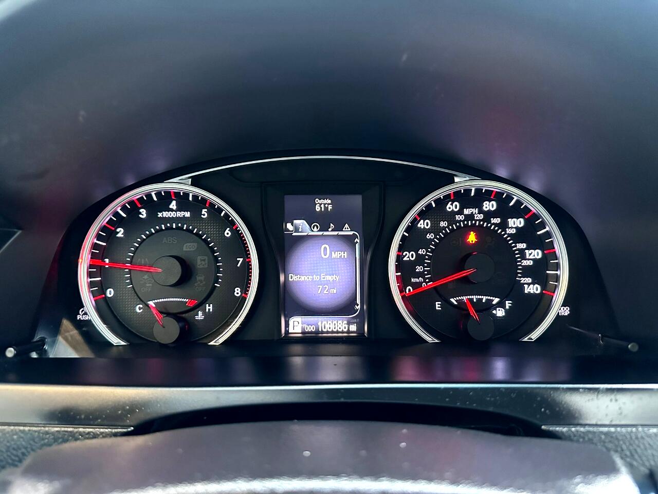 Vehicle image 11 of 16