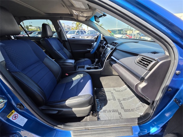 Vehicle image 12 of 43
