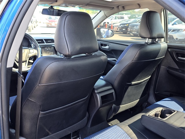 Vehicle image 22 of 43