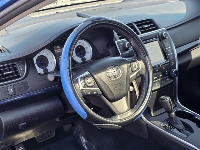 Vehicle image 17 of 43