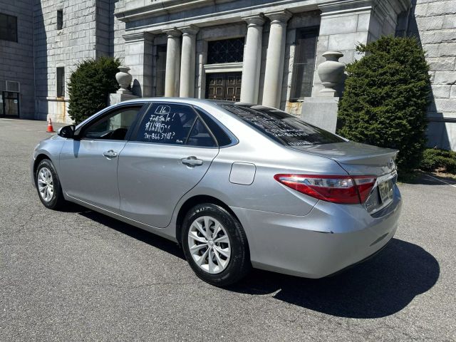 Vehicle image 6 of 25