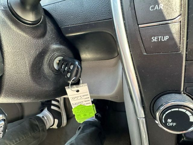 Vehicle image 18 of 25