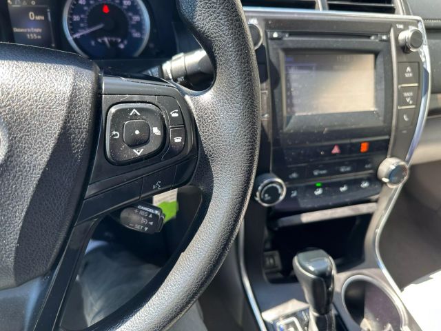 Vehicle image 24 of 25