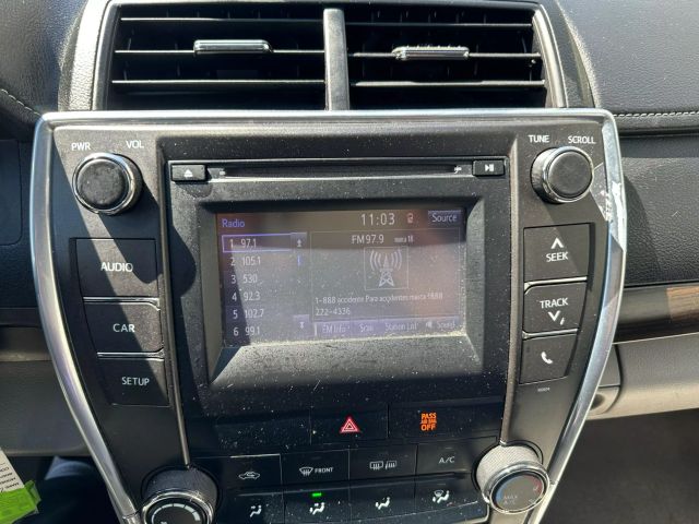 Vehicle image 19 of 25