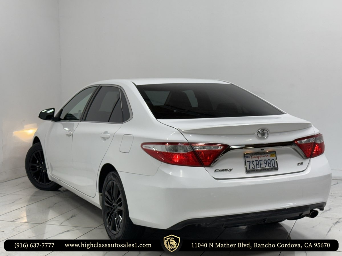 Vehicle image 12 of 58
