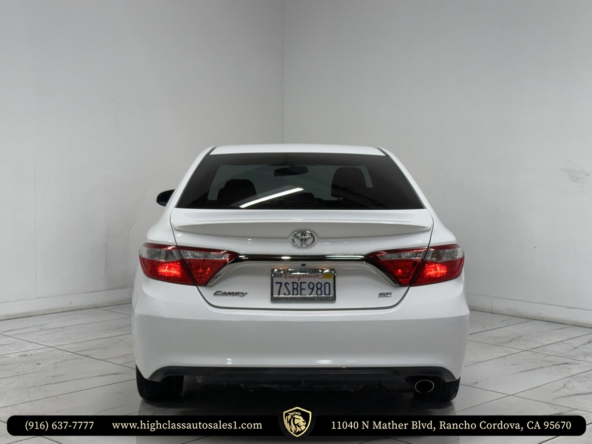 Vehicle image 9 of 58