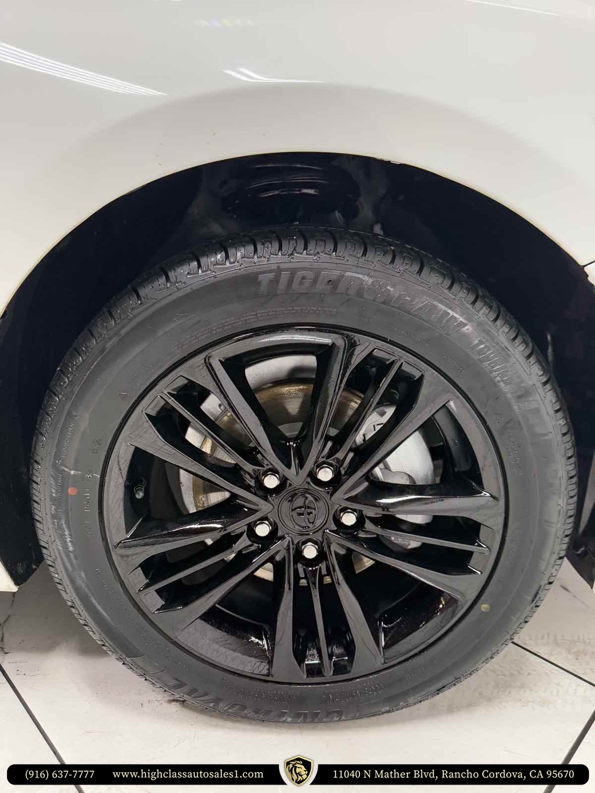 Vehicle image 57 of 58