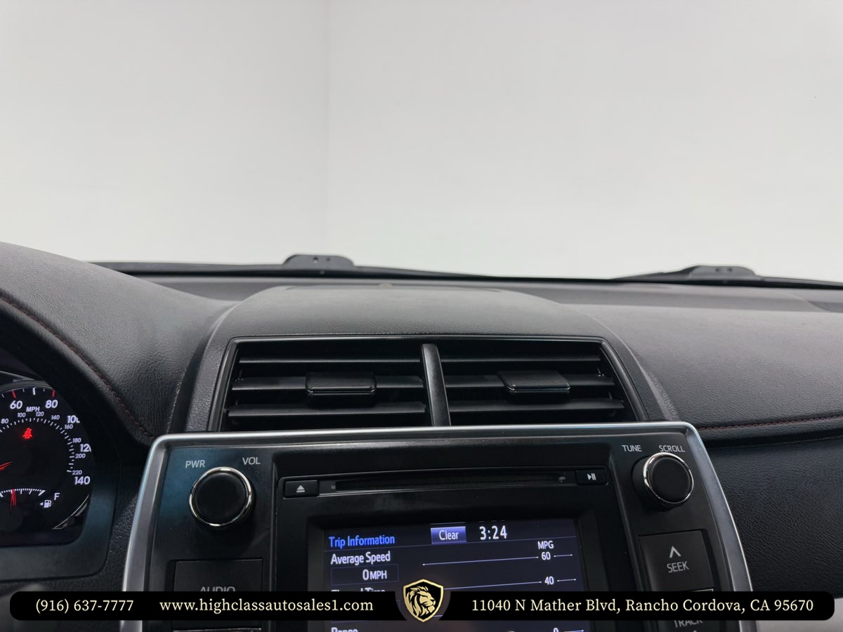 Vehicle image 35 of 58
