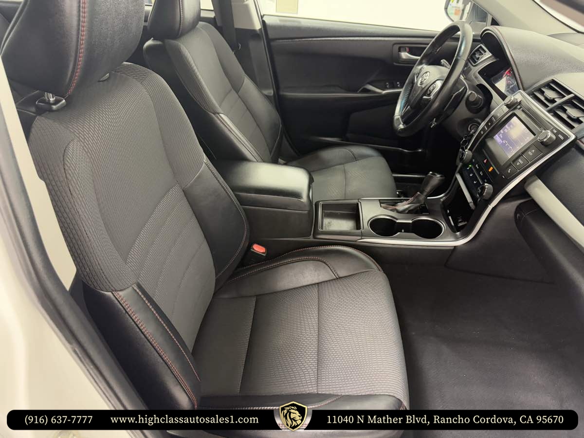 Vehicle image 29 of 58