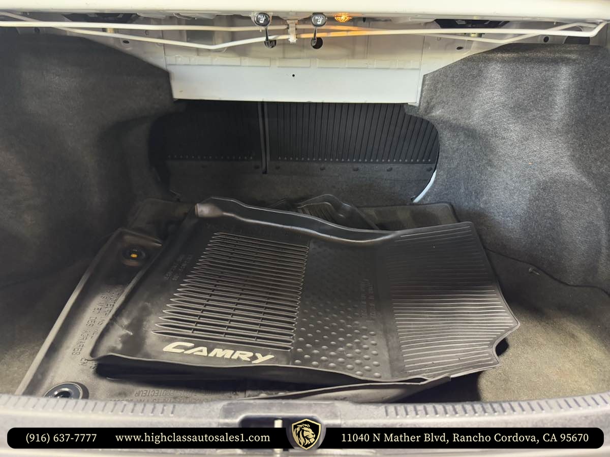 Vehicle image 47 of 58