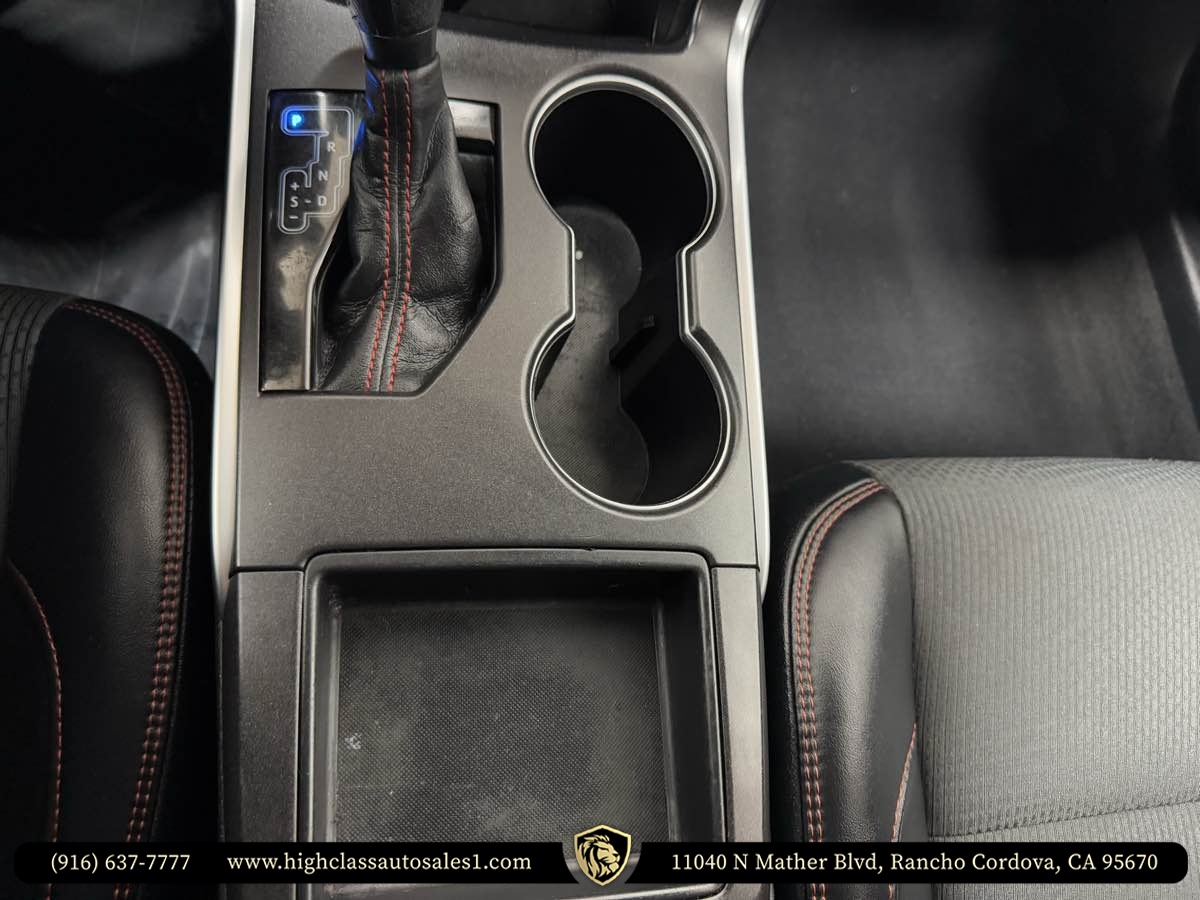 Vehicle image 39 of 58