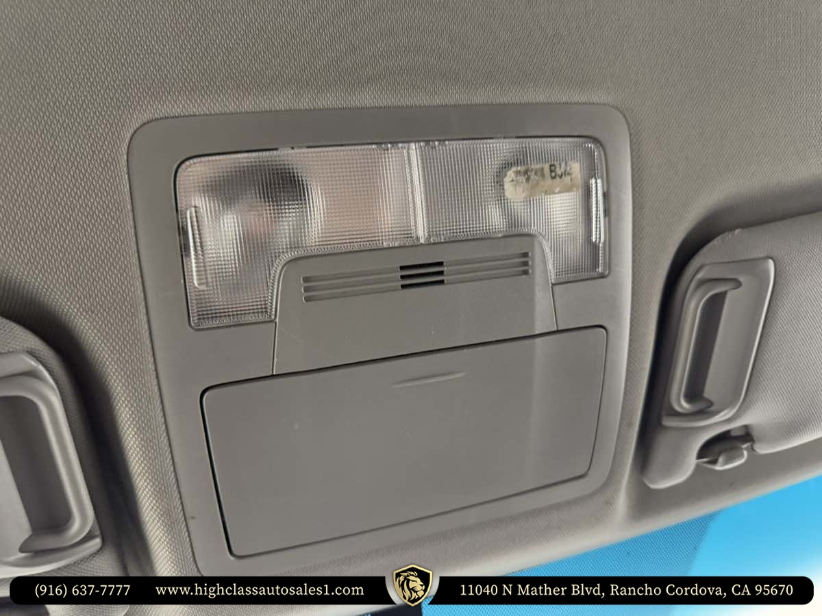 Vehicle image 41 of 58