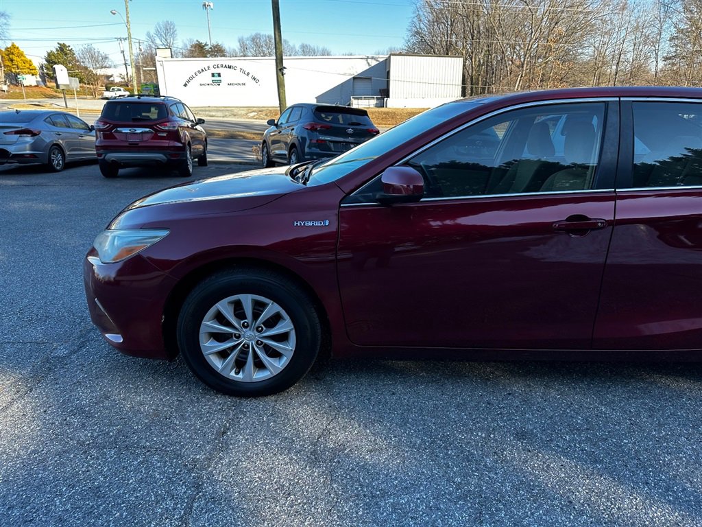 Vehicle image 13 of 34