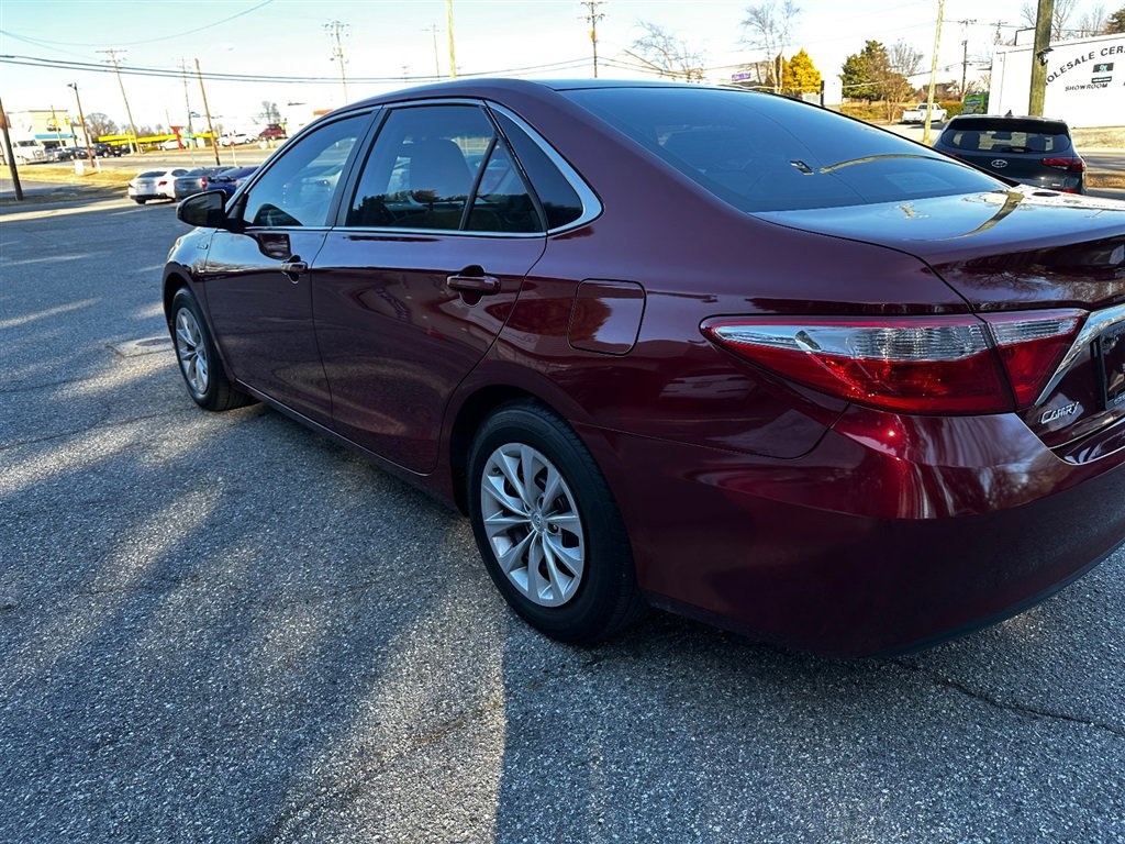 Vehicle image 11 of 34