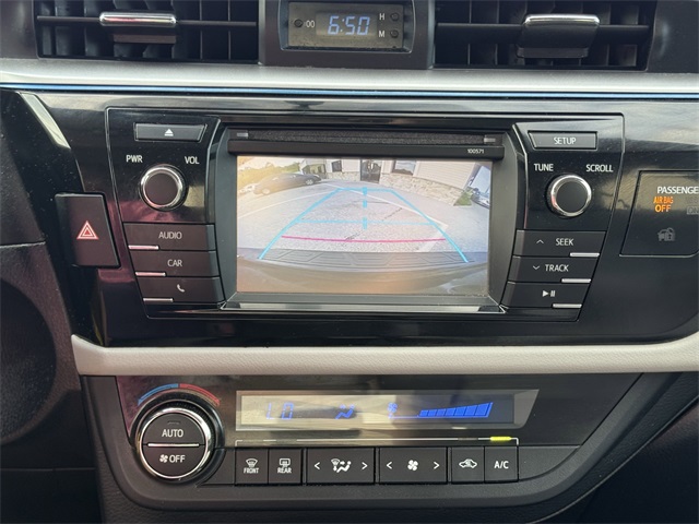 Vehicle image 16 of 23