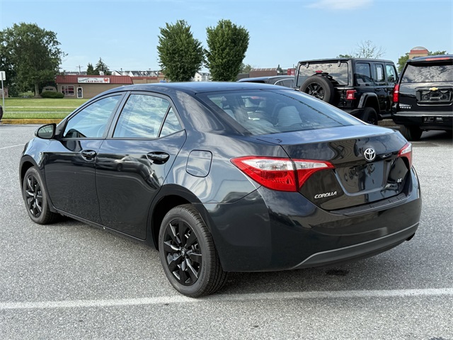 Vehicle image 6 of 23