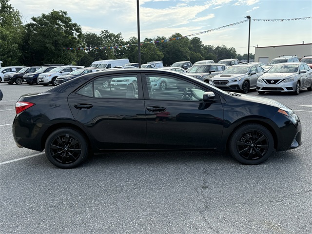 Vehicle image 3 of 23