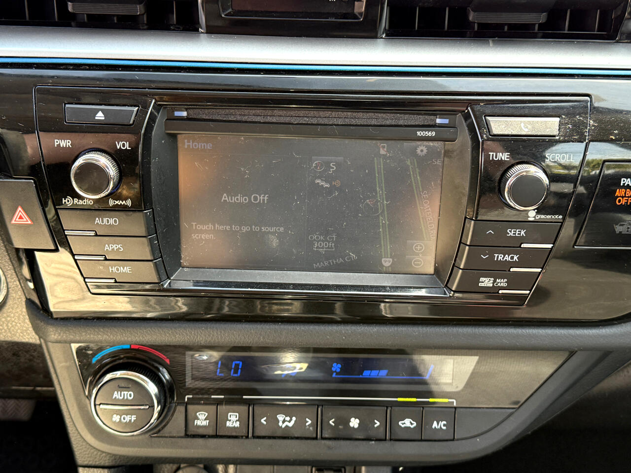 Vehicle image 17 of 27