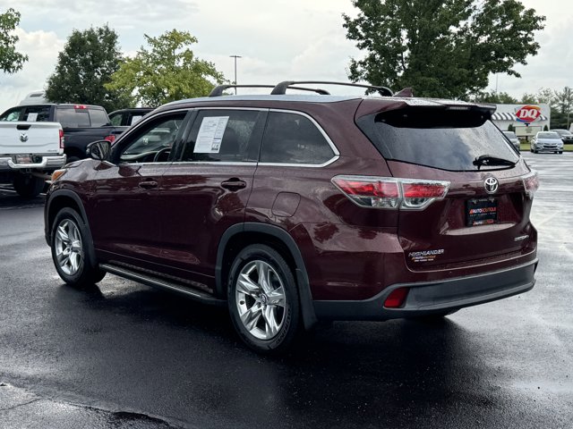 Vehicle image 7 of 38