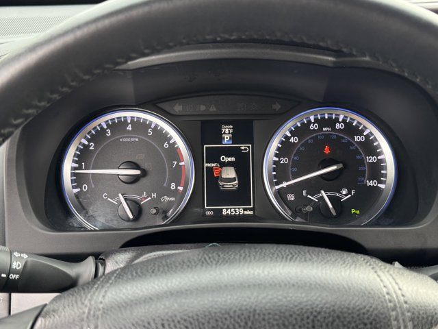 Vehicle image 19 of 38