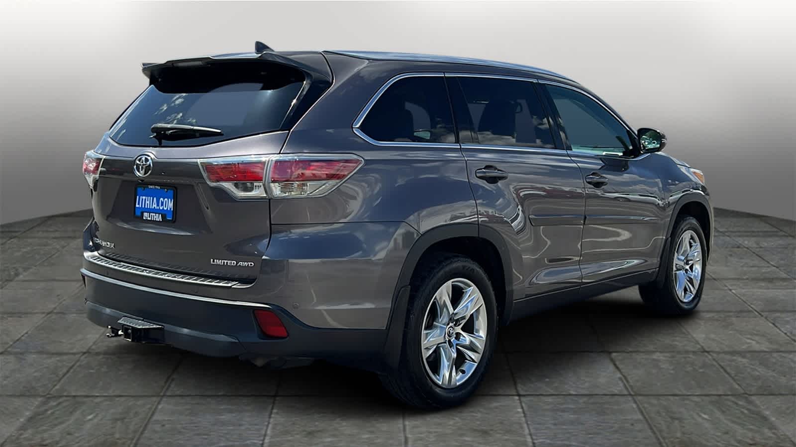 Vehicle image 5 of 30