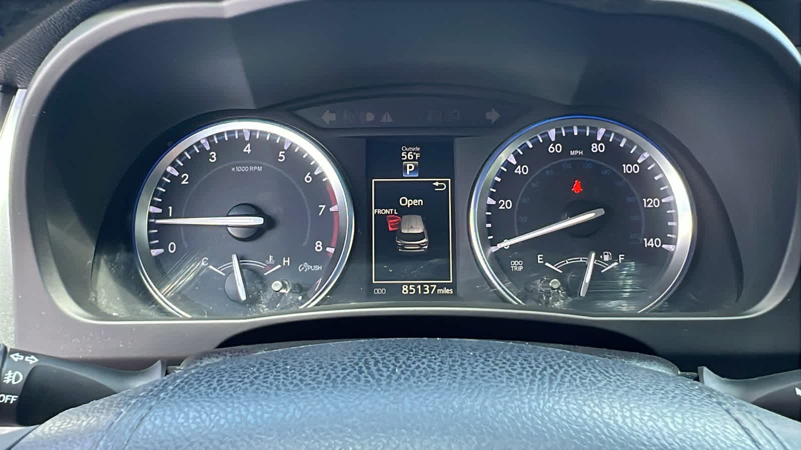Vehicle image 21 of 30