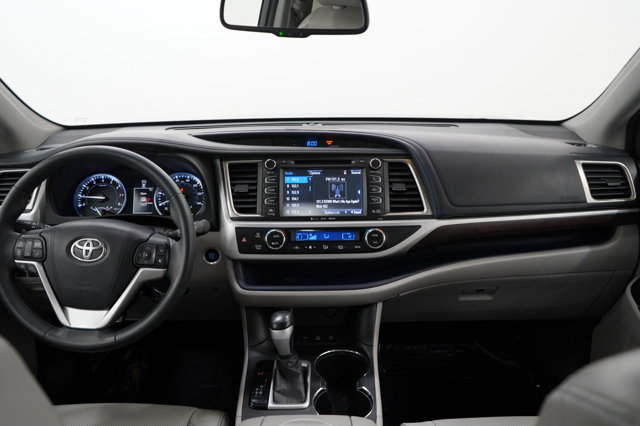 Vehicle image 12 of 29