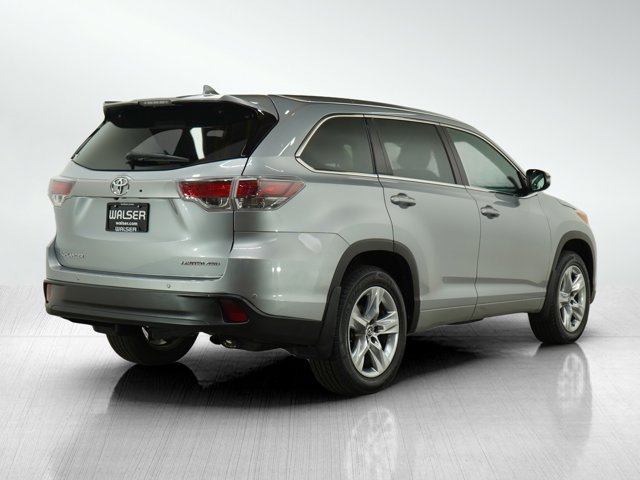 Vehicle image 5 of 29