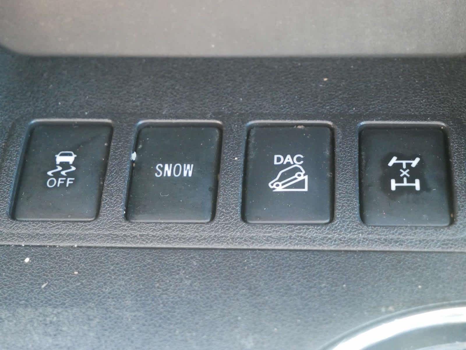 Vehicle image 26 of 33