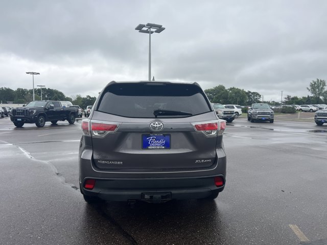 Vehicle image 6 of 28