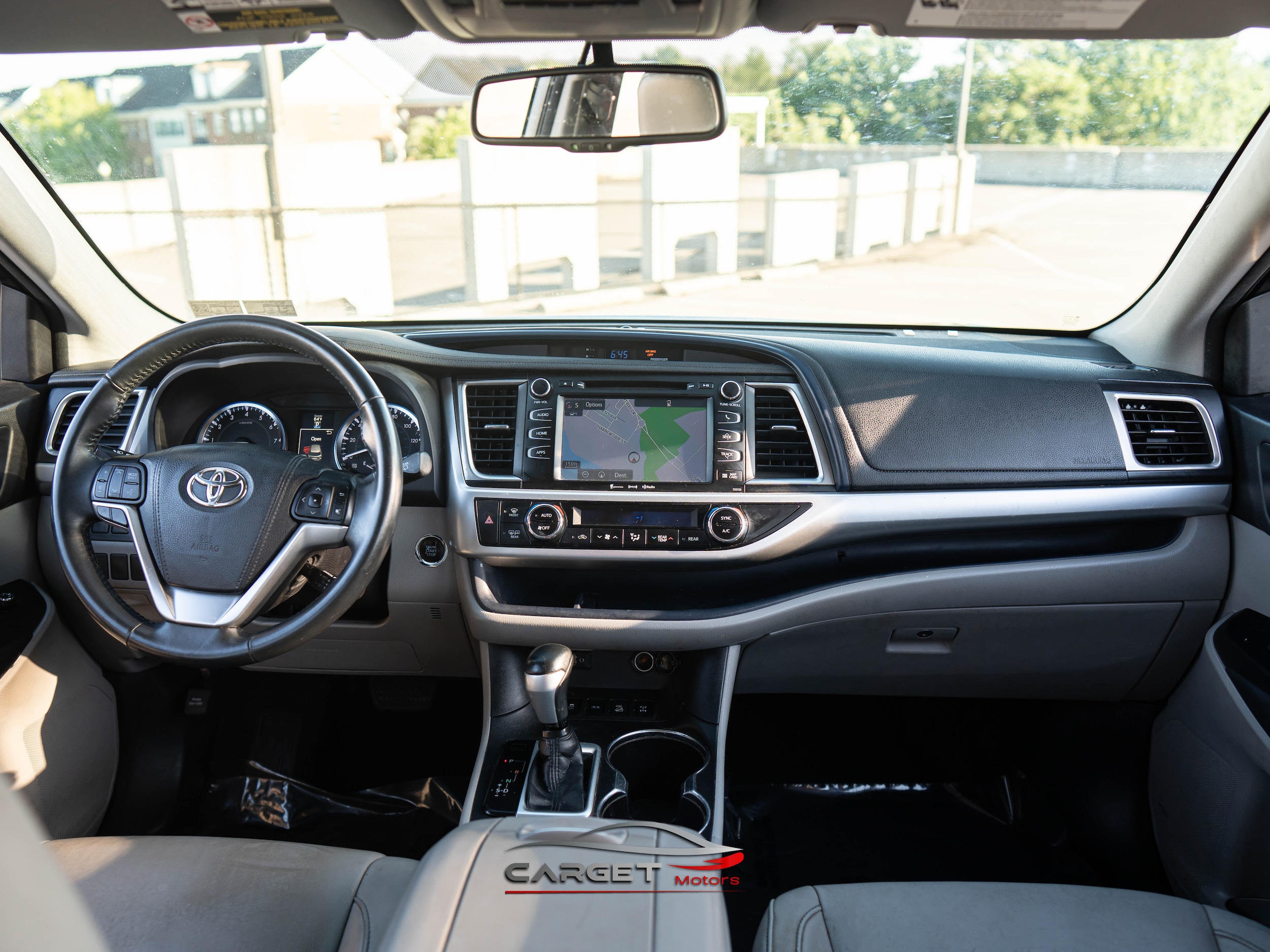 Vehicle image 12 of 46